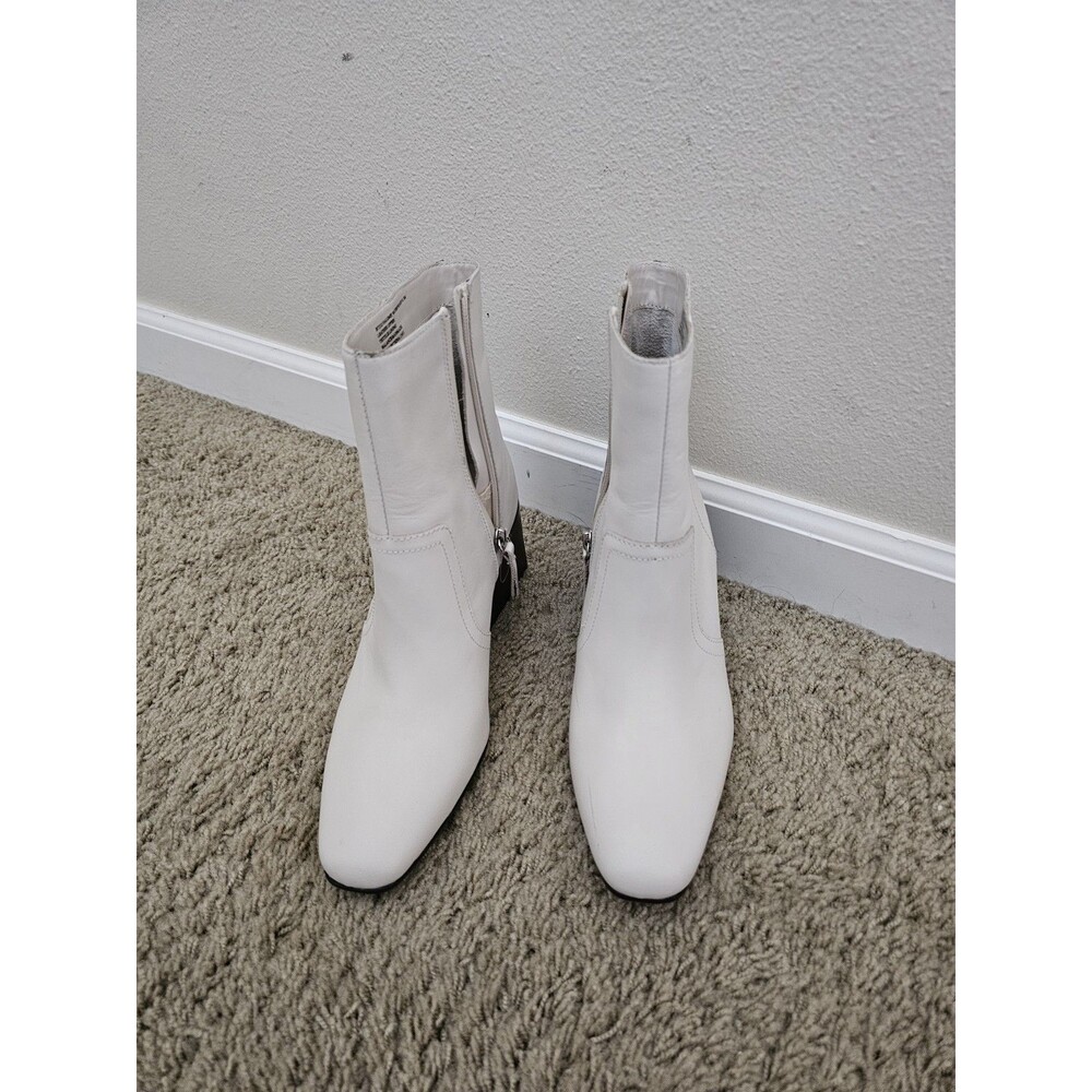 Blondo Salome Off White Leather Waterproof Ankle Boots Booties Zip Size 8.5M